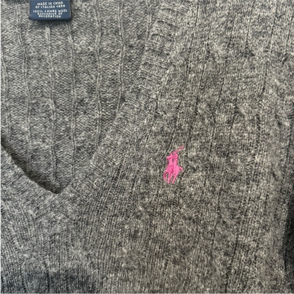 100% Lambs Wool Ralph Lauren Sport Cable Knit V Neck Sweater M - Picture 5 of 6
